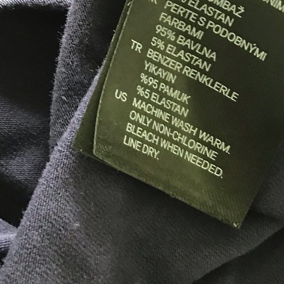 H&M Basic Blue V Neck Short Sleeve T Shirt Tee Small - Picture 8 of 8